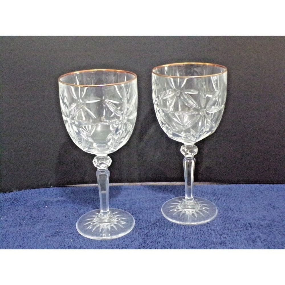 Crystal Etched Glass Daisy Design w/ Gold Trim Goblets 8 oz‎ F-18856-1 7.5" Tall